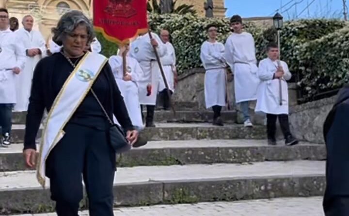 Agira. “SINTESI” Santa messa presso la grotta di San Filippo e vestizione consoc